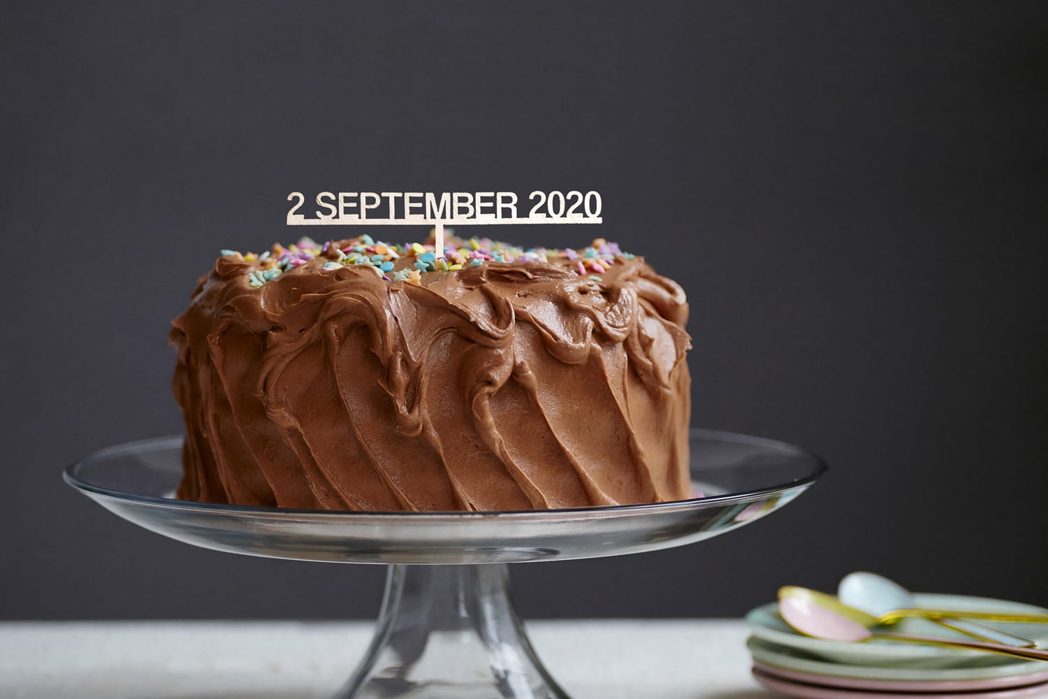Stijlvolle taarttopper met datum (dag - maand - jaar) - Afbeelding 2