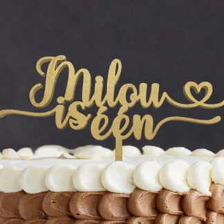 taarttopper met naam en uitgeschreven leeftijd