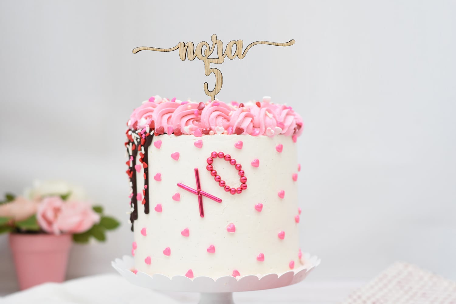 Taarttopper met naam & leeftijd handlettering voor verjaardag van hout - Afbeelding 2