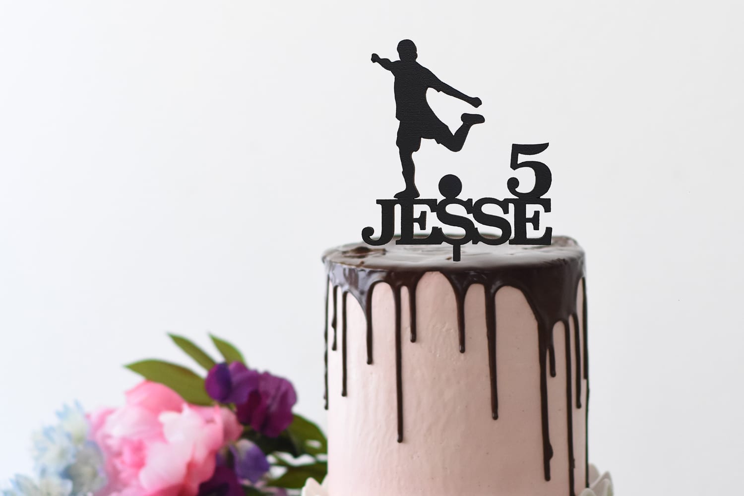 Maatwerk taarttopper ‘Voetballer’ met naam & leeftijd - Afbeelding 2